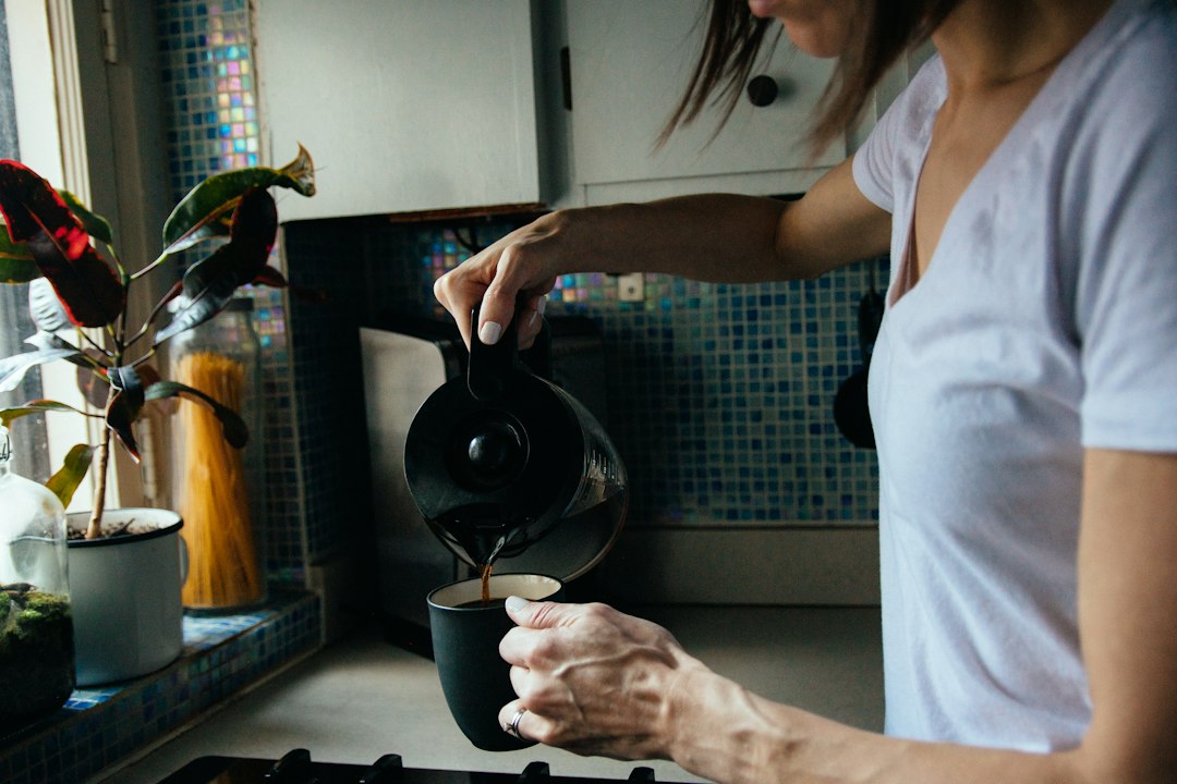 How to Create a Gut-Friendly Morning Routine